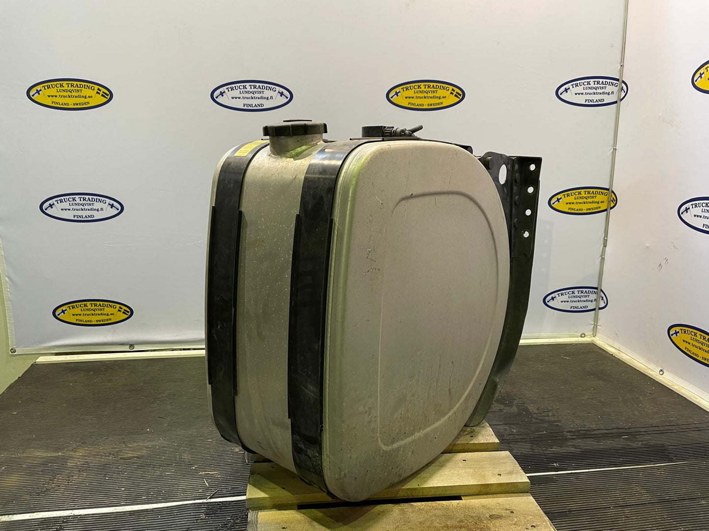 Volvo Fuel Tank 170L