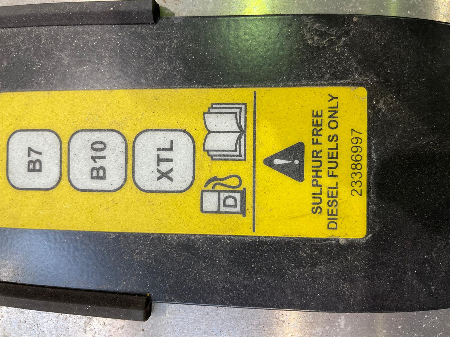 Volvo Fuel Tank 255 Liter 21516469