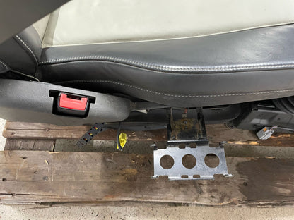 Volvo Pair FH Seat