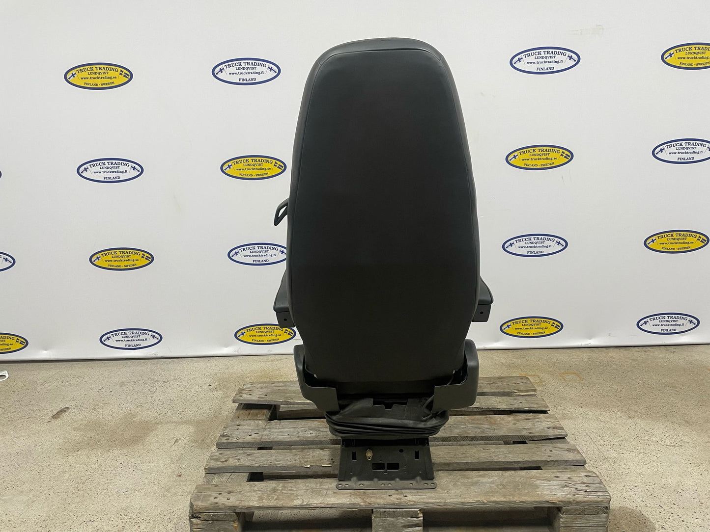 Volvo FH16 Passenger Seat