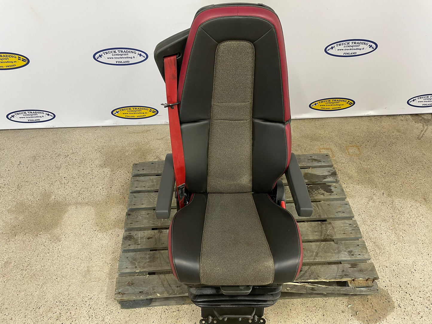 Volvo FM Passenger Seat