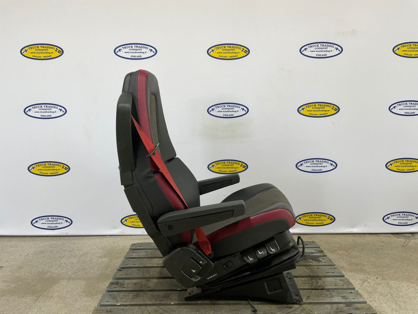 Volvo FM Passenger Seat