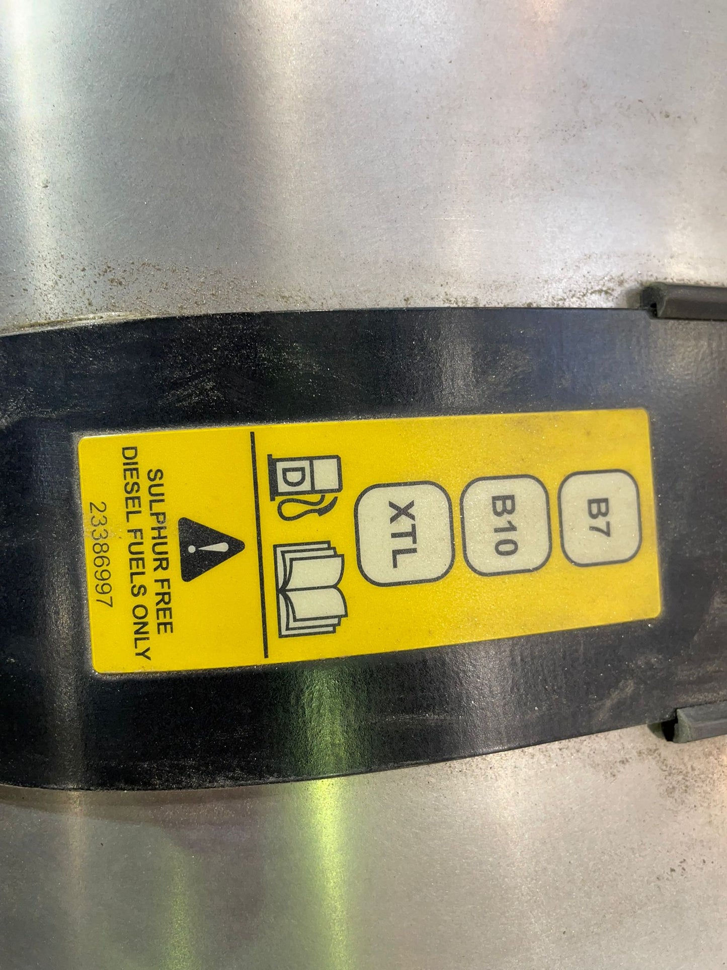 Volvo Fuel Tank 255 Liter 21516469 21714565