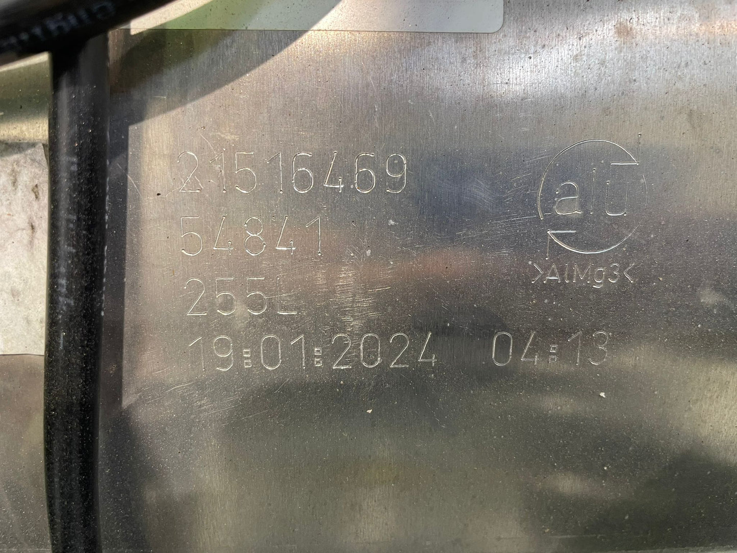 Volvo Fuel Tank 255 Liter 21516469 21714565