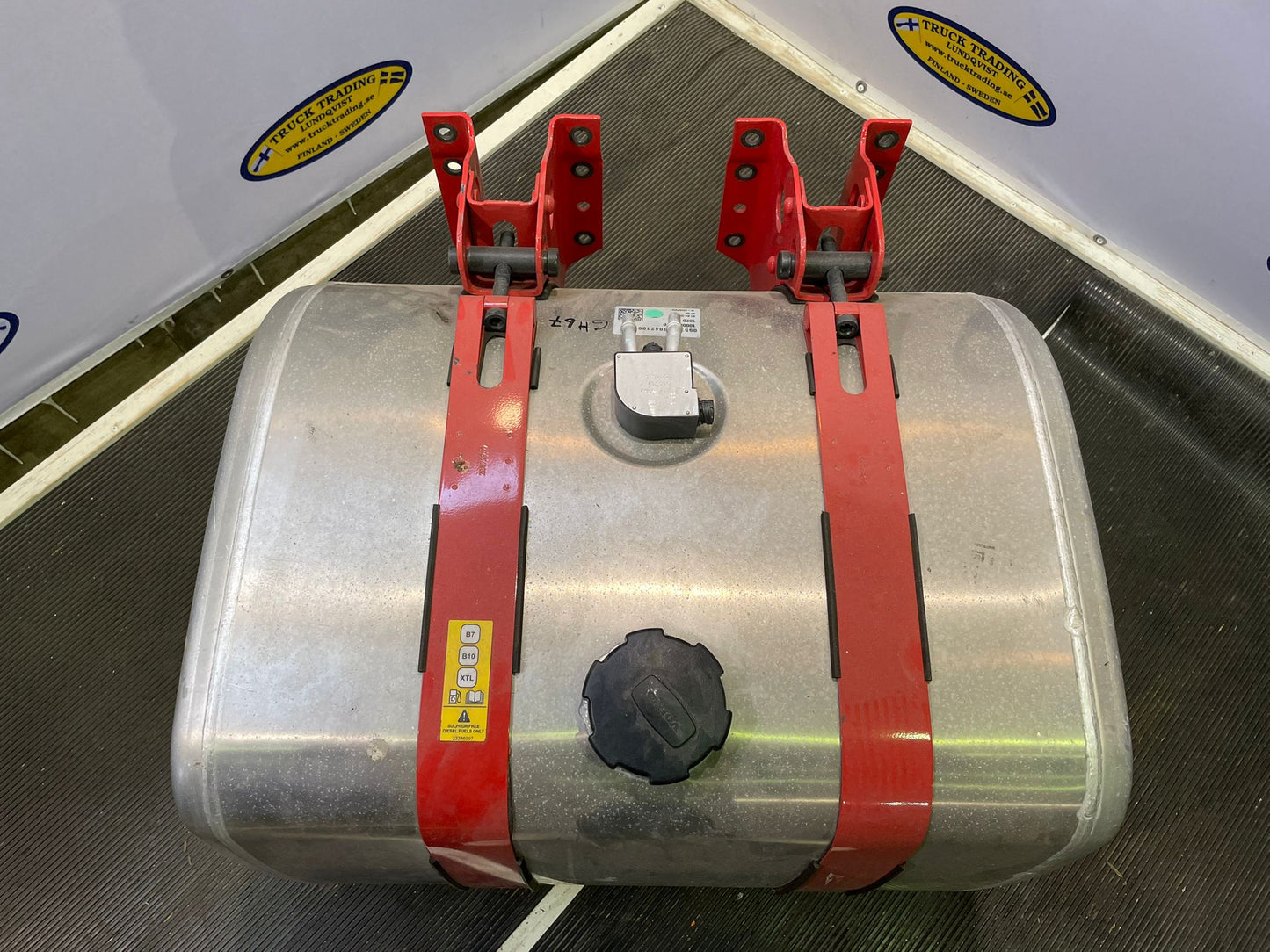 Volvo Fuel Tank 255 Liter 21516469 21714565