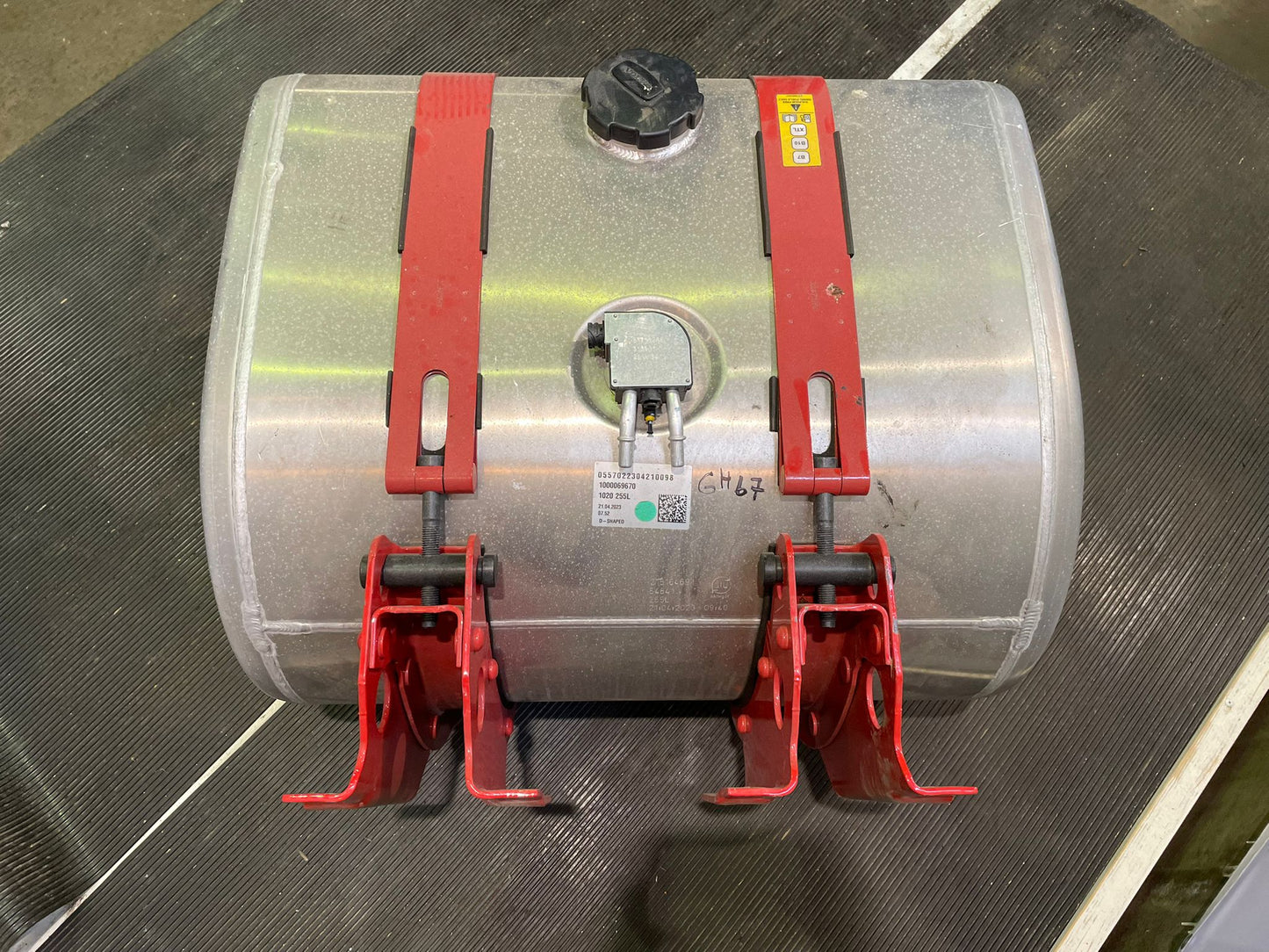 Volvo Fuel Tank 255 Liter 21516469 21714565