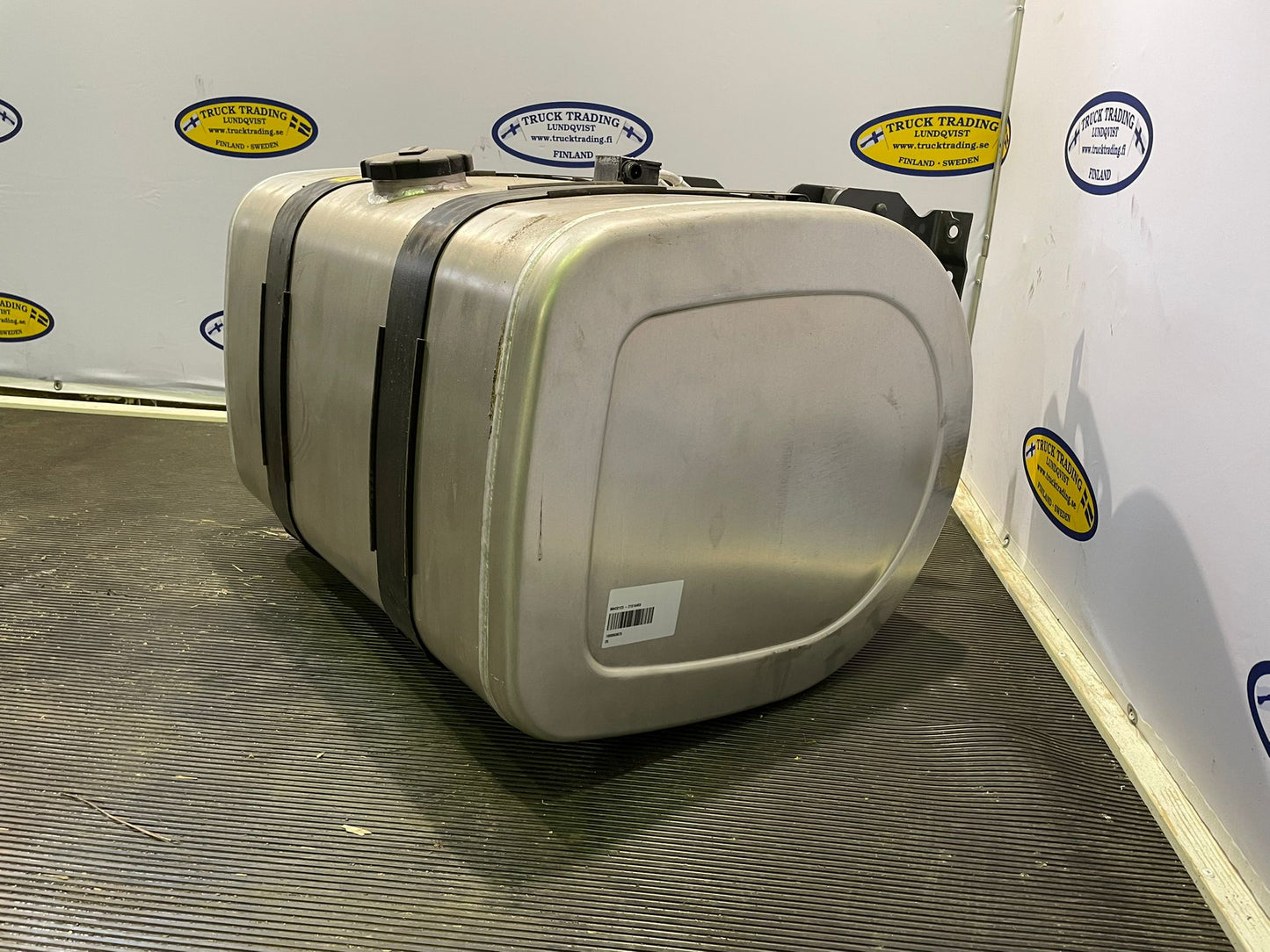 Volvo Fuel Tank 255 Liter 21516469 21714565