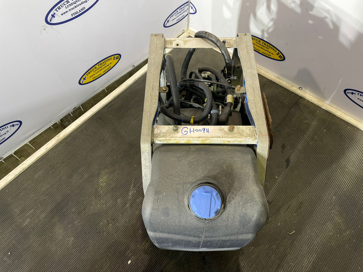 Volvo AdBlue Tank with Pump
