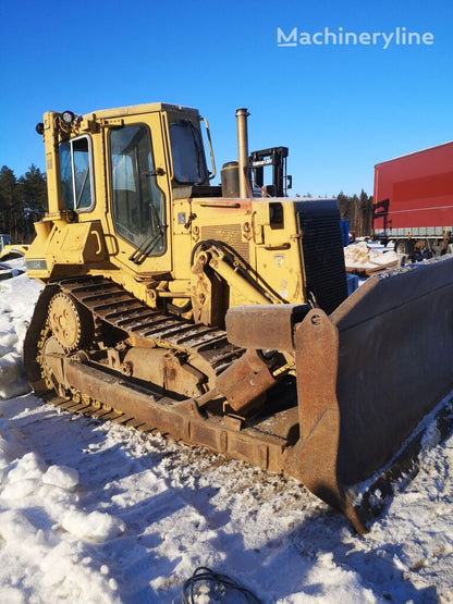 Caterpillar D5H bulldozer