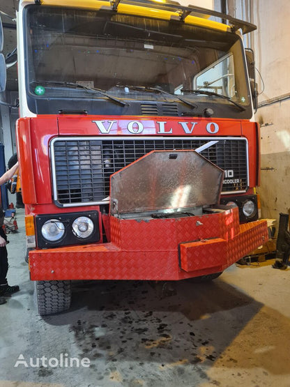 Volvo F10 6x6 with crane platform truck