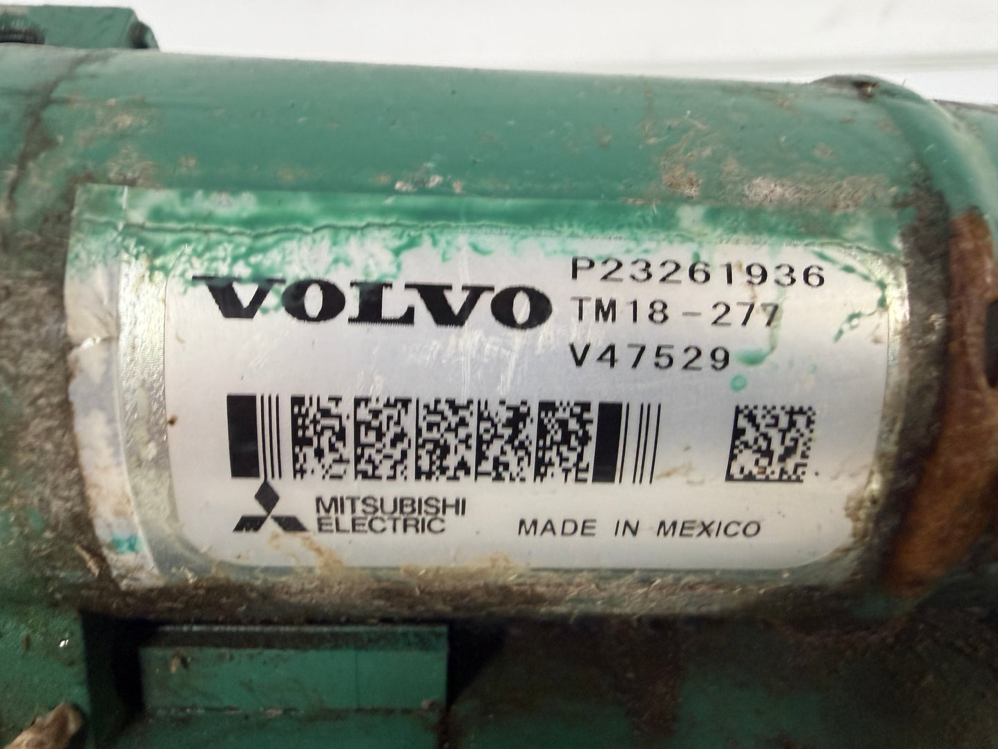 Rear view of Volvo Starter Engine 23036253 showing original OEM mounting points